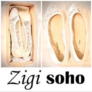 Women’s White, Ballet Flats w/ Box Worn Once, 7.5✨